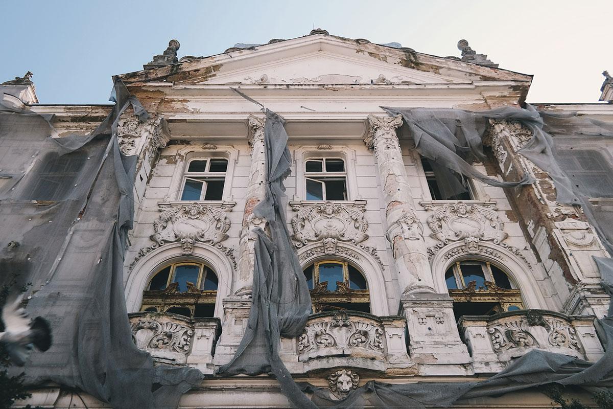 Balancing Growth and Heritage: Preserving Historic Buildings