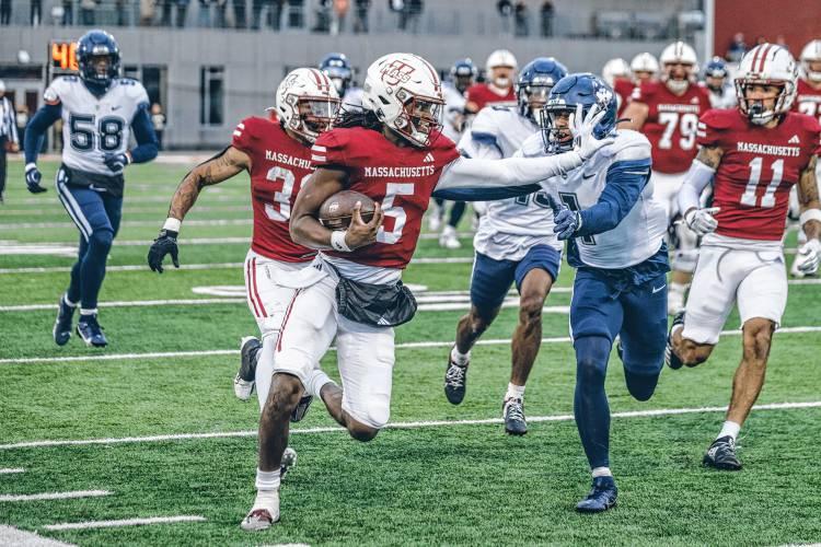 UMass Football Faces New Conference, Tougher Schedule