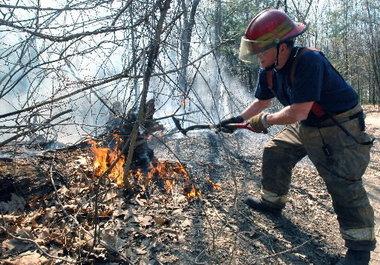 Massachusetts Open Burning Season Sparks Safety Alerts