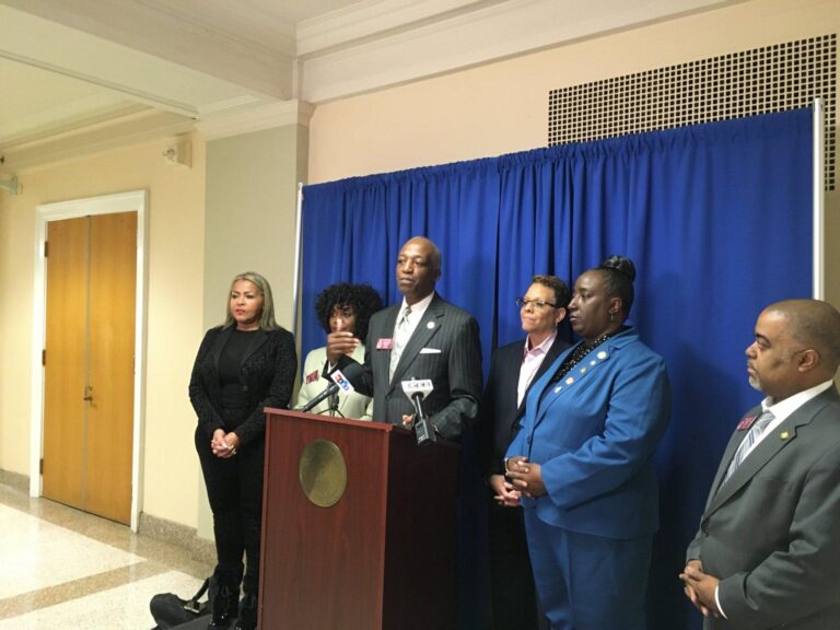 State Lawmakers Debate Ending Long-Standing Happy Hour Ban