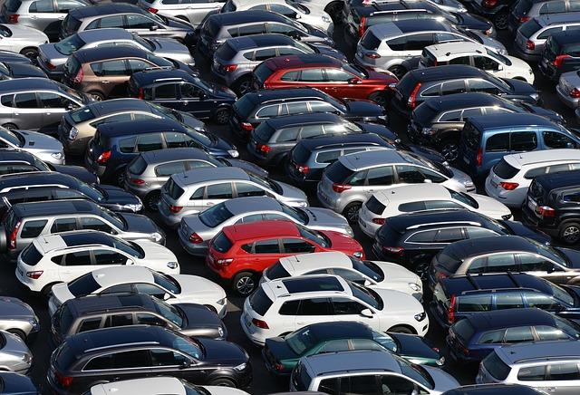 Boston Tackles Traffic Jams with New Congestion Solutions Boston Tackles Traffic Jams with New Congestion Solutions